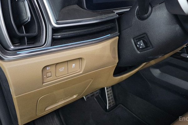 2023 Kia Sorento с пробегом 26 348 км