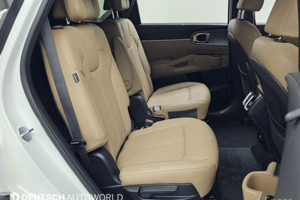 2023 Kia Sorento с пробегом 30 824 км