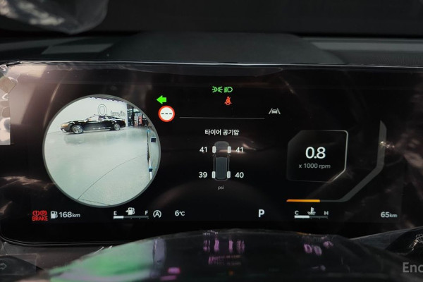 2025 Kia Sorento с пробегом 65 км