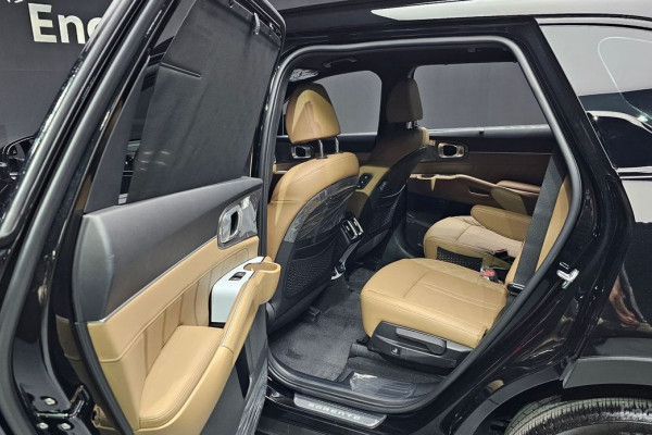 2023 Kia Sorento с пробегом 29 664 км