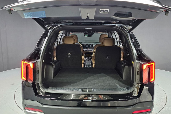 2023 Kia Sorento с пробегом 29 664 км