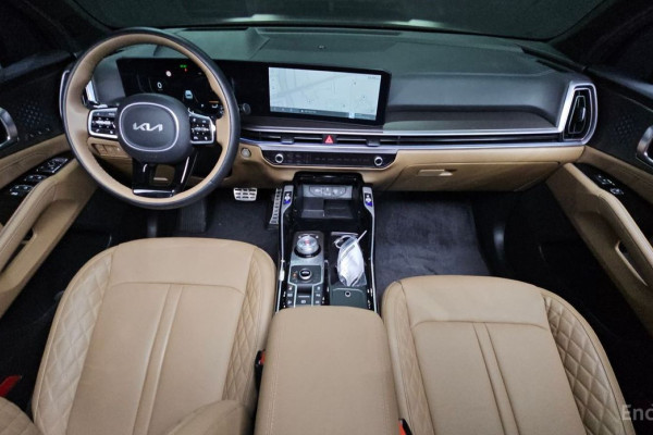 2023 Kia Sorento с пробегом 19 405 км