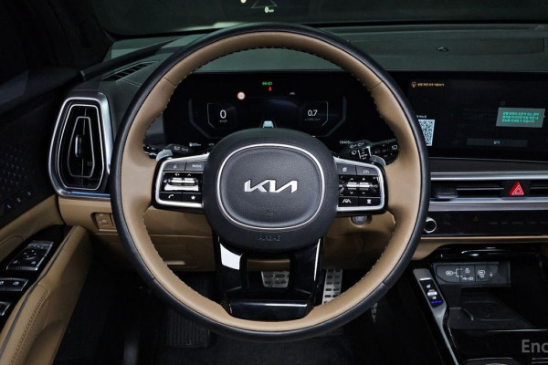 2023 Kia Sorento с пробегом 19 405 км