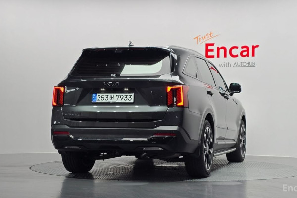 2024 Kia Sorento с пробегом 6 809 км