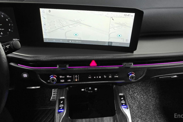 2024 Kia Sorento с пробегом 6 809 км