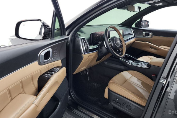 2024 Kia Sorento с пробегом 14 610 км