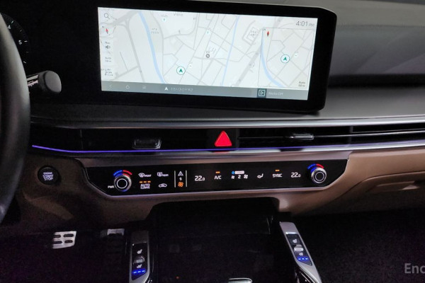 2024 Kia Sorento с пробегом 14 610 км