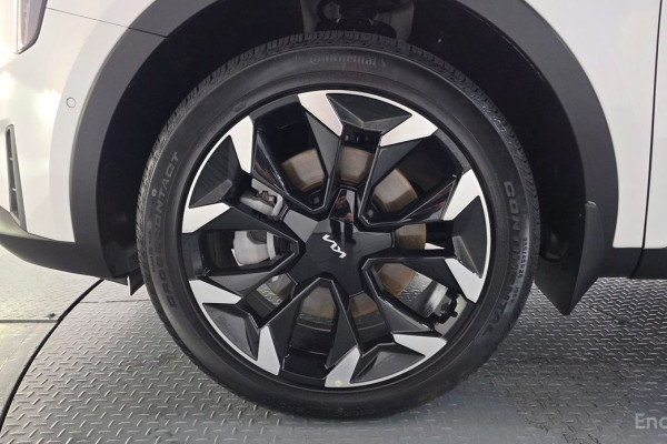 2025 Kia Sorento с пробегом 10 671 км