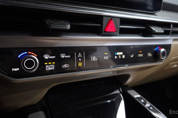 2025 Kia Sorento с пробегом 10 671 км