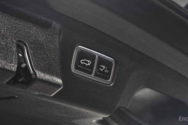 2023 Kia Sorento с пробегом 19 595 км