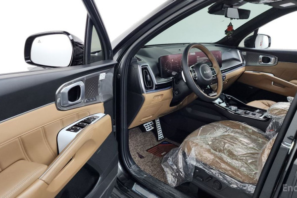 2024 Kia Sorento с пробегом 10 143 км