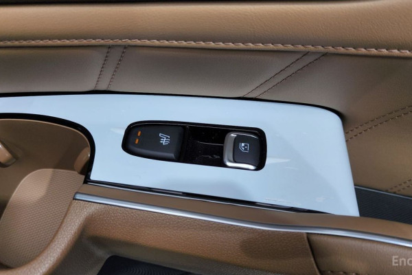 2024 Kia Sorento с пробегом 10 143 км