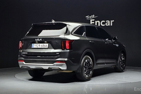 2023 Kia Sorento с пробегом 39 161 км