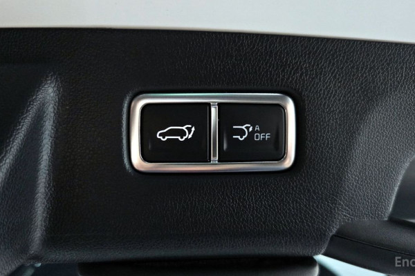 2025 Kia Sorento с пробегом 7 404 км