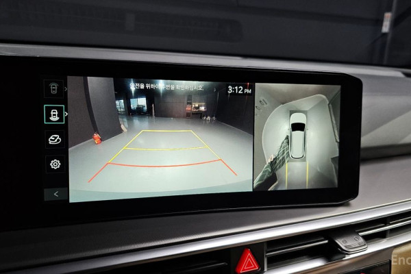 2025 Kia Sorento с пробегом 10 049 км