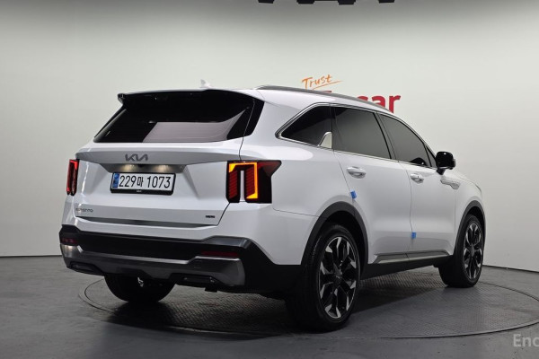2023 Kia Sorento с пробегом 49 818 км