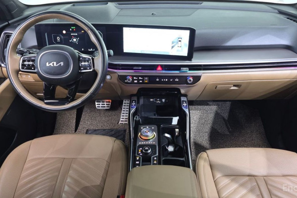 2023 Kia Sorento с пробегом 49 818 км