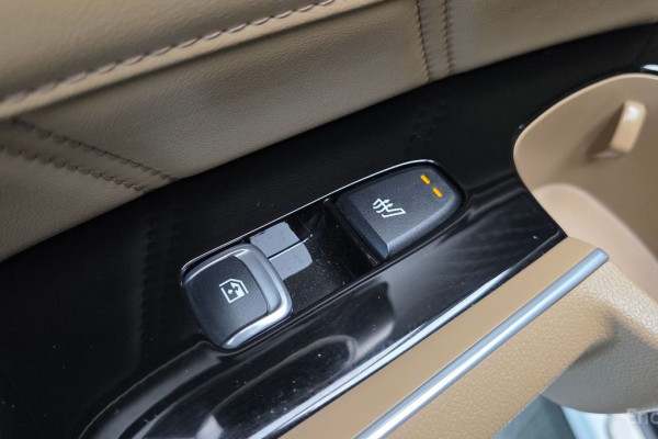 2023 Kia Sorento с пробегом 49 818 км