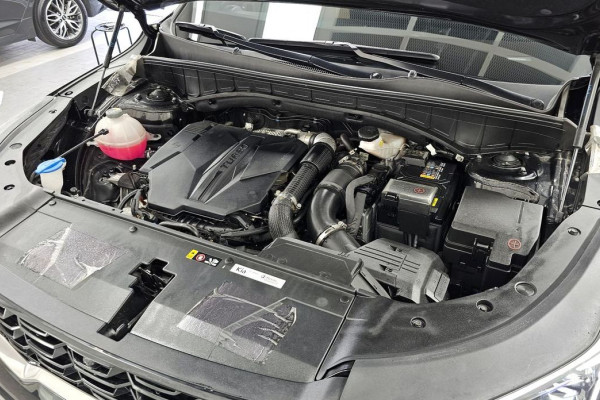 2024 Kia Sorento с пробегом 27 769 км