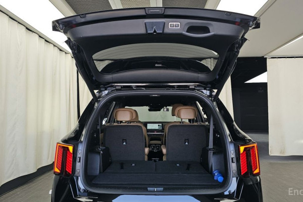 2024 Kia Sorento с пробегом 27 769 км