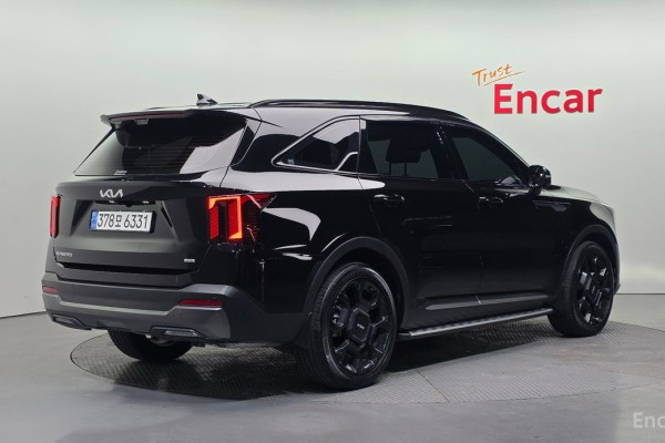 2024 Kia Sorento с пробегом 16 079 км