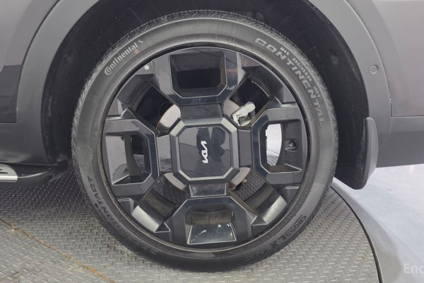 2024 Kia Sorento с пробегом 16 079 км