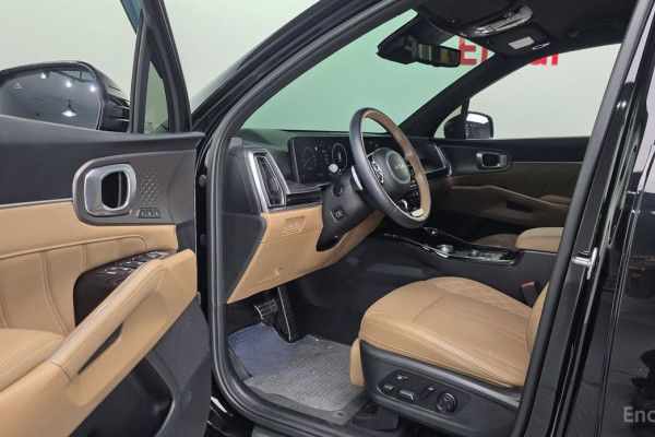 2024 Kia Sorento с пробегом 16 079 км