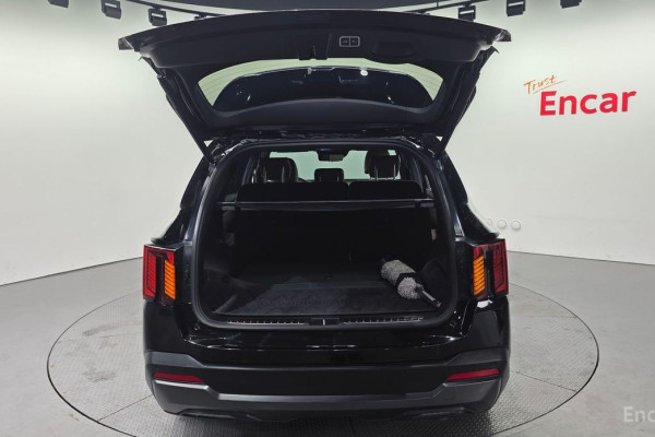 2024 Kia Sorento с пробегом 16 079 км