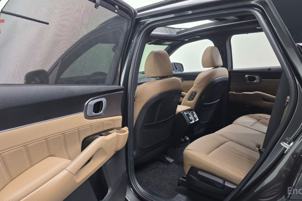 2024 Kia Sorento с пробегом 20 238 км