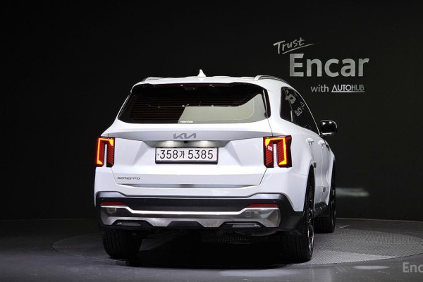 2024 Kia Sorento с пробегом 49 027 км