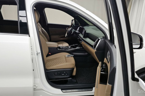 2024 Kia Sorento с пробегом 49 027 км