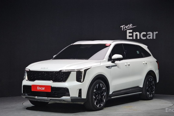 2025 Kia Sorento с пробегом 8 864 км