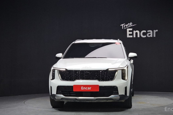 2025 Kia Sorento с пробегом 8 864 км