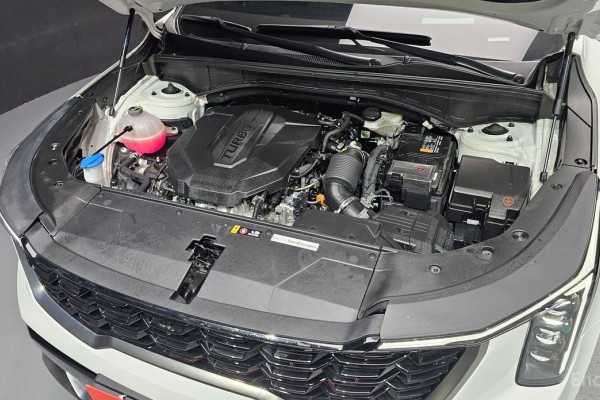 2025 Kia Sorento с пробегом 8 864 км