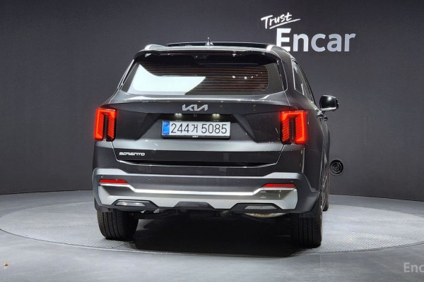 2025 Kia Sorento с пробегом 18 973 км