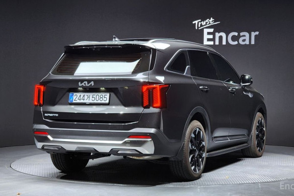 2025 Kia Sorento с пробегом 18 973 км