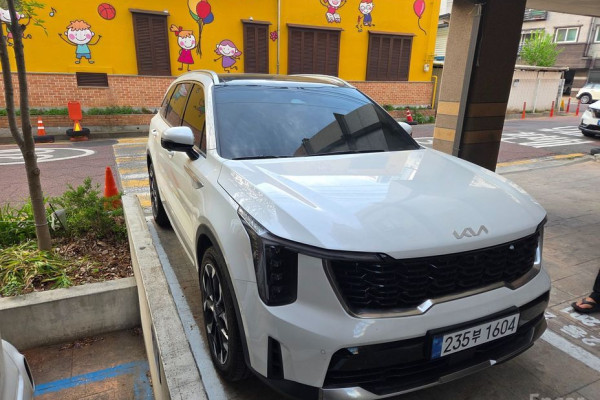2025 Kia Sorento с пробегом 3 000 км