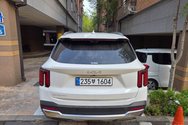 2025 Kia Sorento с пробегом 3 000 км