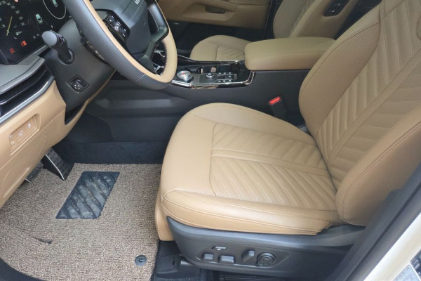 2025 Kia Sorento с пробегом 3 000 км