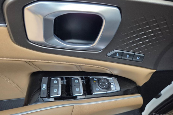 2025 Kia Sorento с пробегом 3 000 км