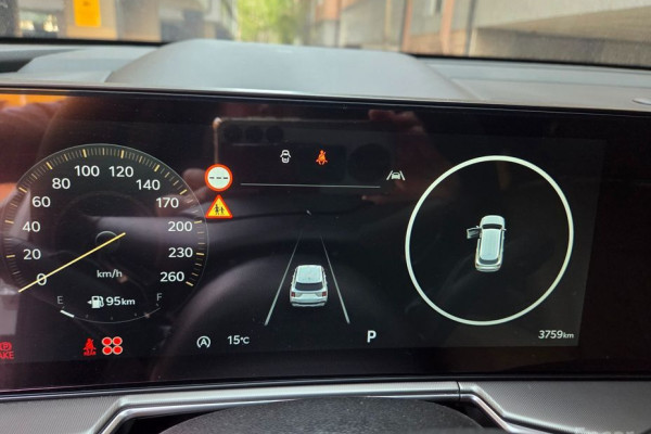 2025 Kia Sorento с пробегом 3 000 км