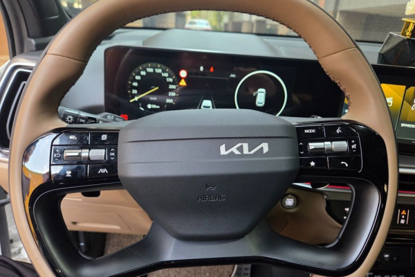 2025 Kia Sorento с пробегом 3 000 км