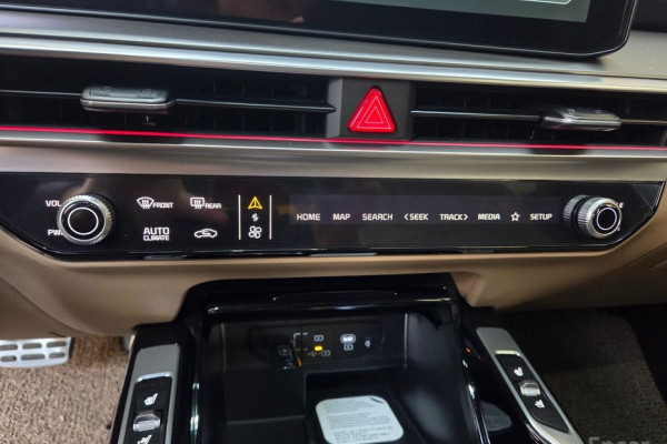 2025 Kia Sorento с пробегом 3 000 км