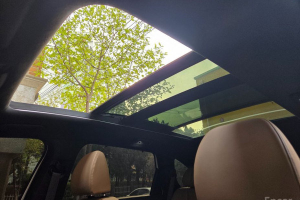 2025 Kia Sorento с пробегом 3 000 км