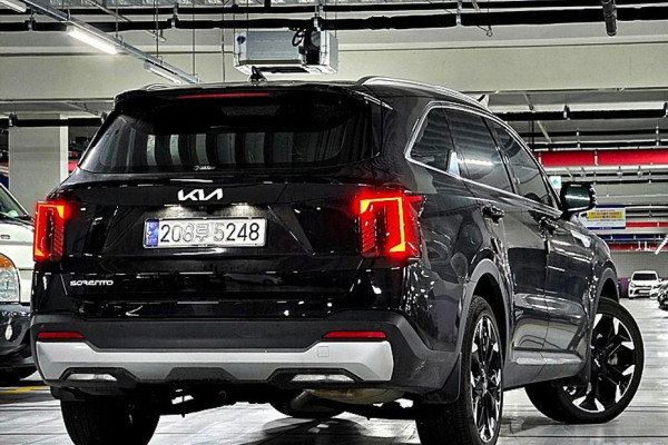 2023 Kia Sorento с пробегом 38 485 км