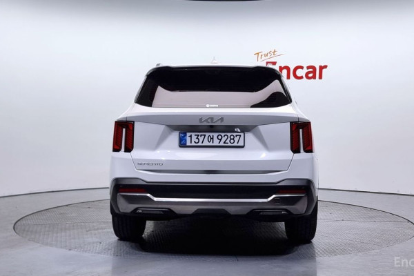 2023 Kia Sorento с пробегом 58 584 км