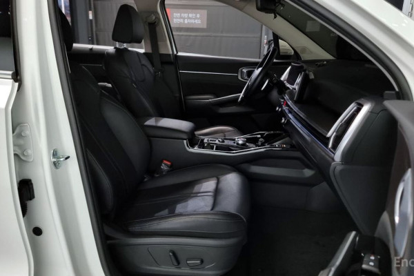 2023 Kia Sorento с пробегом 58 584 км