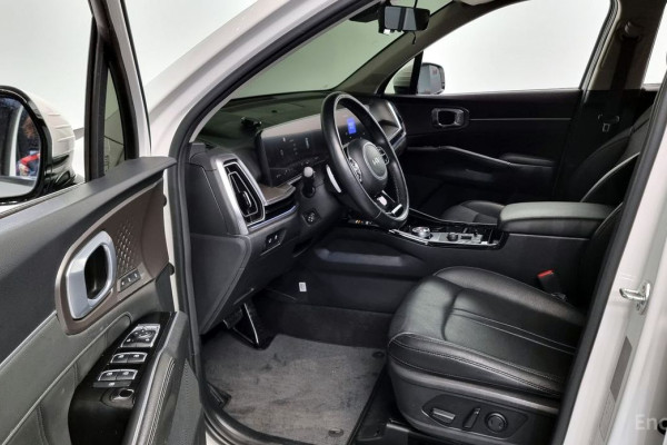 2023 Kia Sorento с пробегом 58 584 км