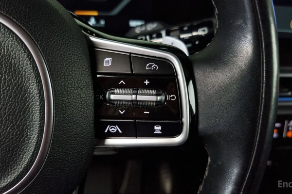 2023 Kia Sorento с пробегом 58 584 км