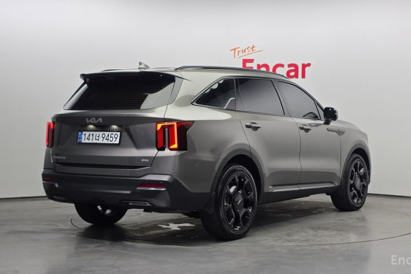 2024 Kia Sorento с пробегом 17 400 км